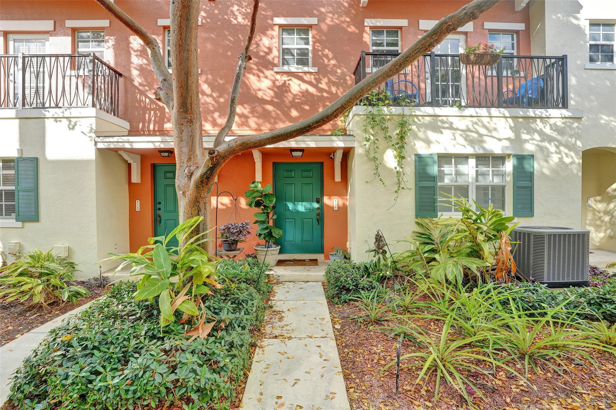 614 SW 2nd Ter 614