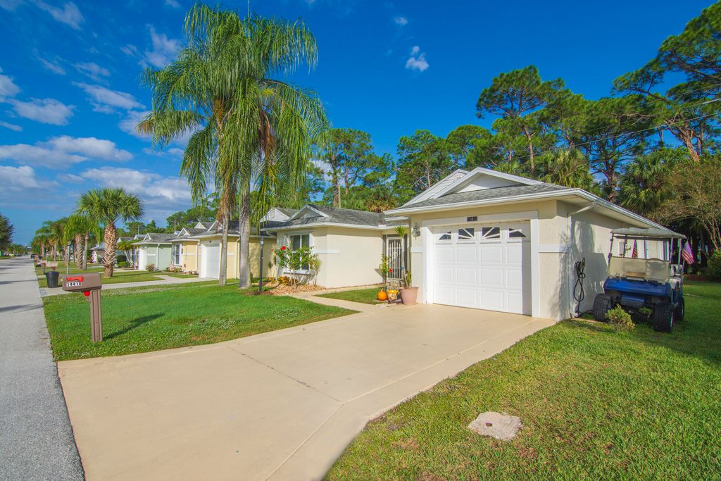 Photo of 14418 Aguila Avenue, Fort Pierce, FL 34951 (MLS # R10938128)