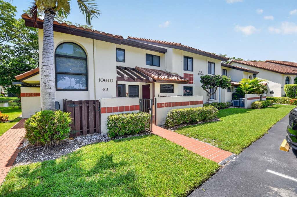 Photo of 10640 Tropic Palm Avenue #101, Boynton Beach, FL 33437 (MLS # B26051218)