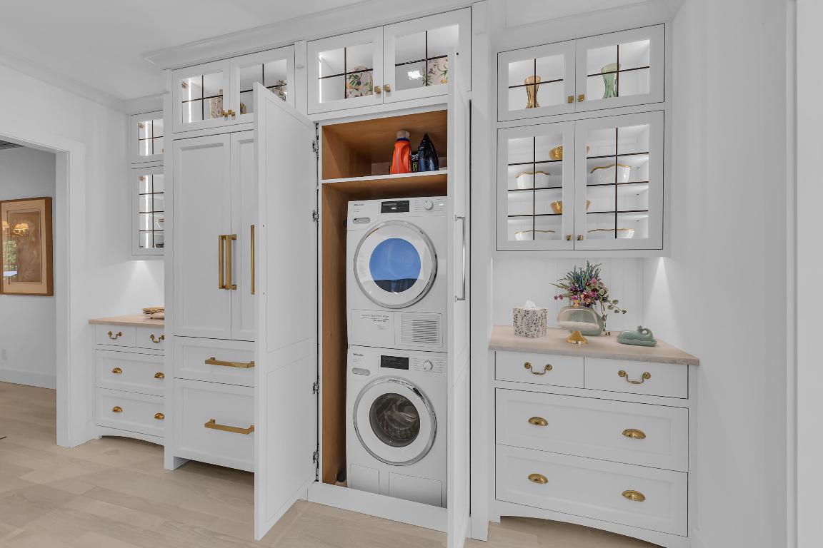 ROYAL PARK - Residential