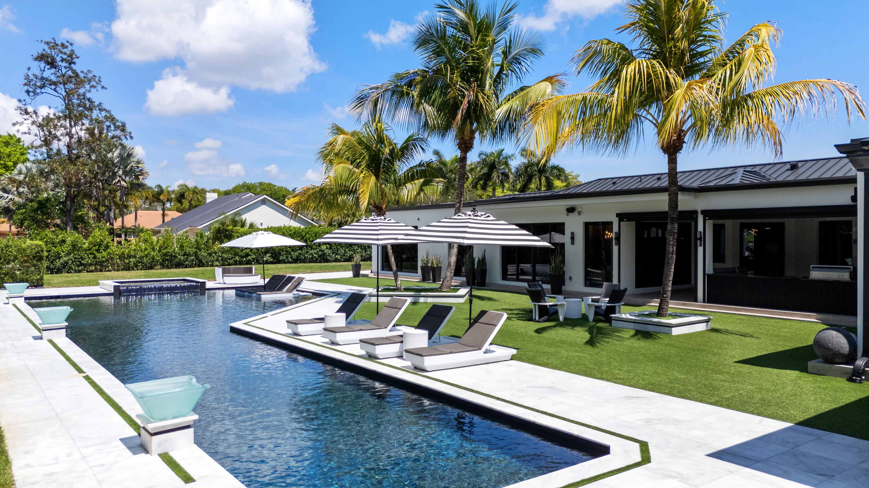 FIELDBROOK - Residential