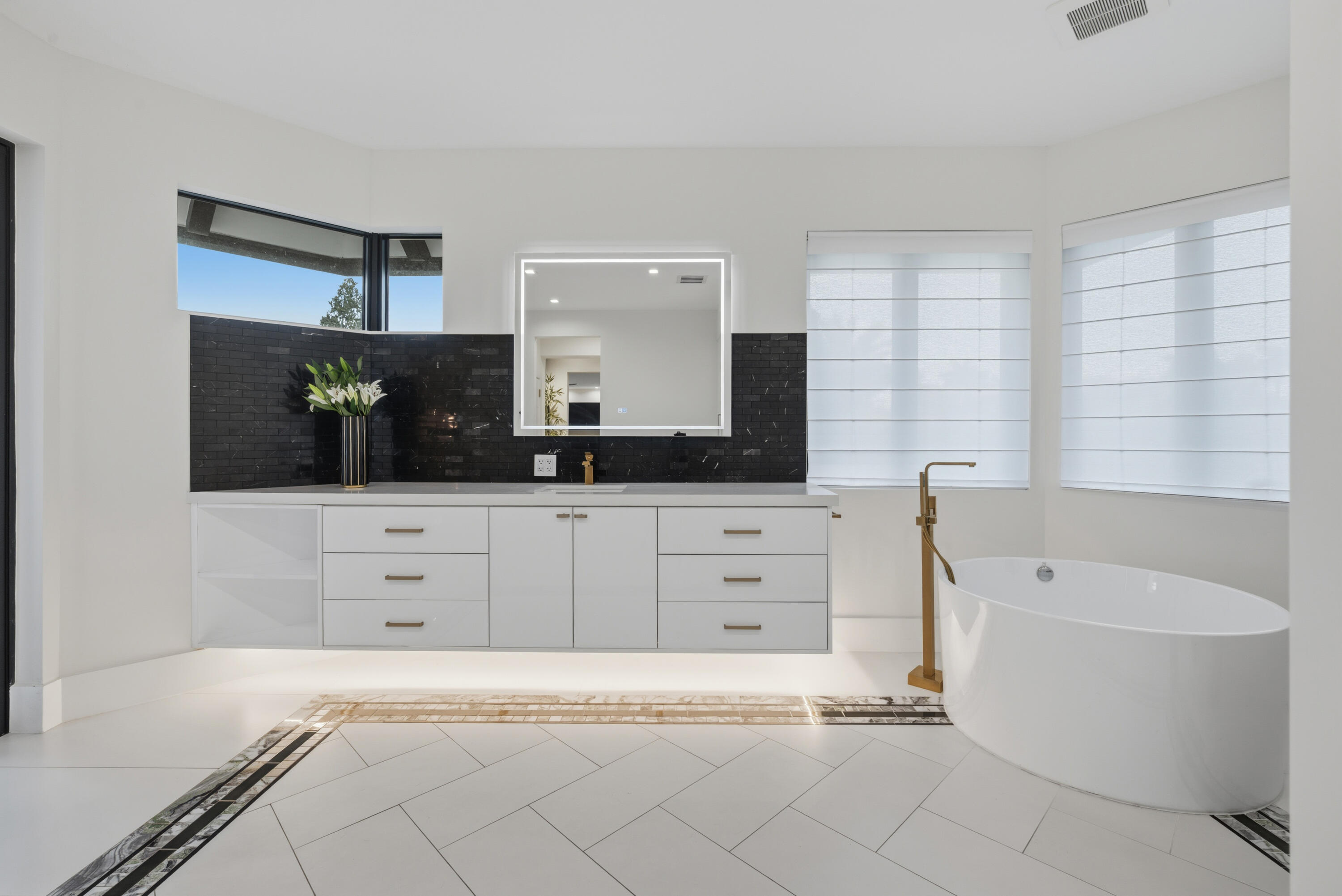 FIELDBROOK - Residential