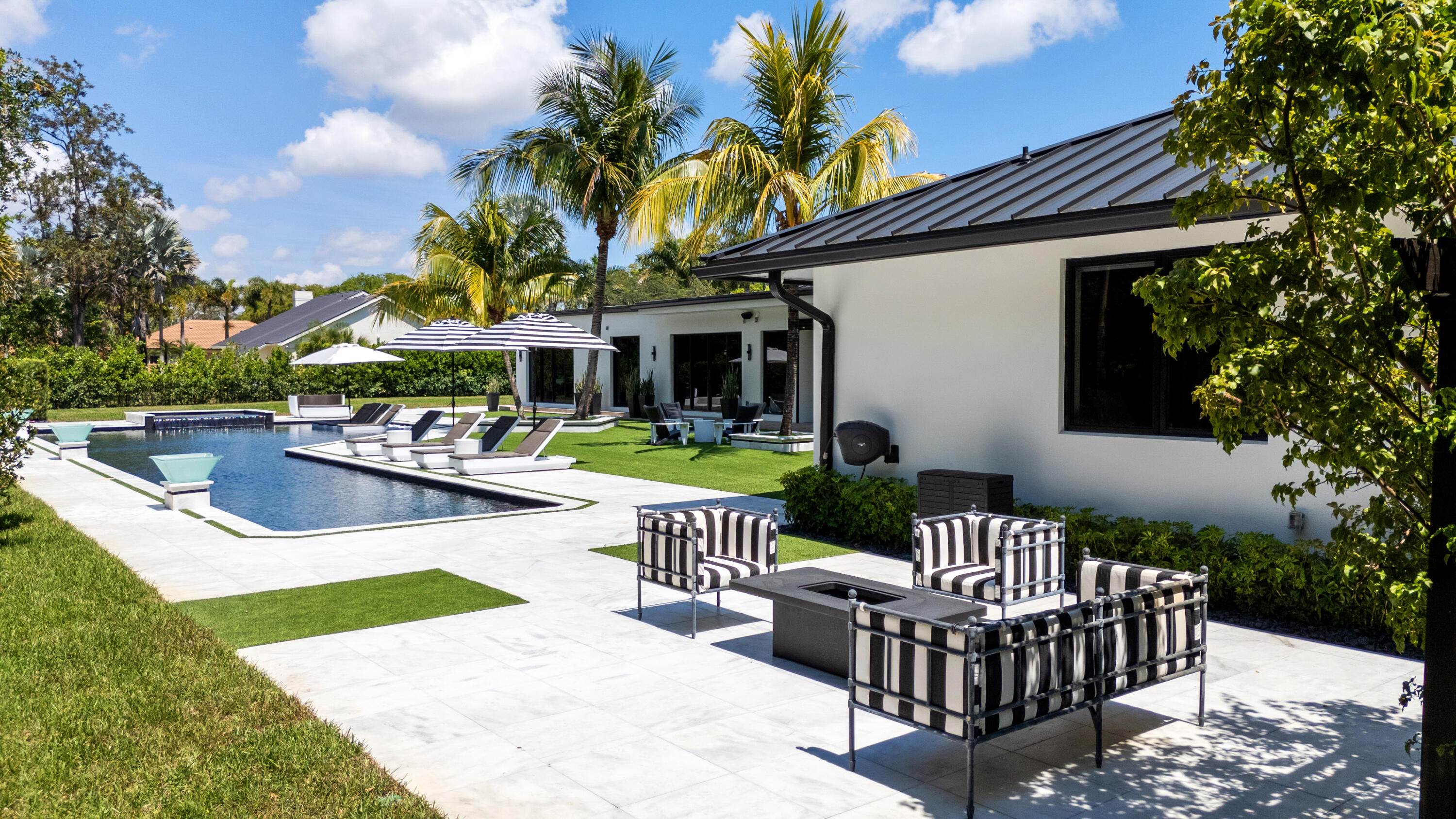 FIELDBROOK - Residential