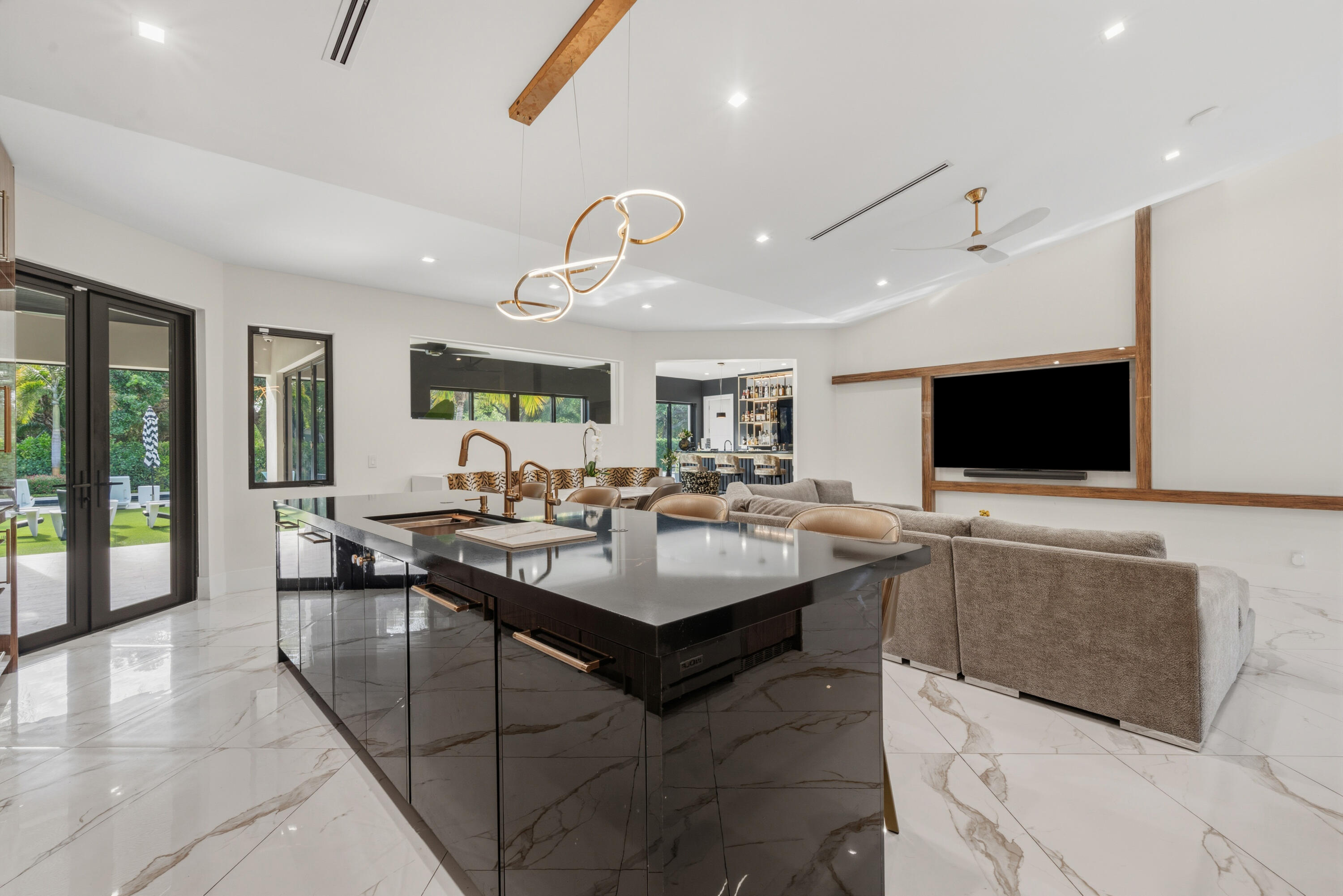 FIELDBROOK - Residential