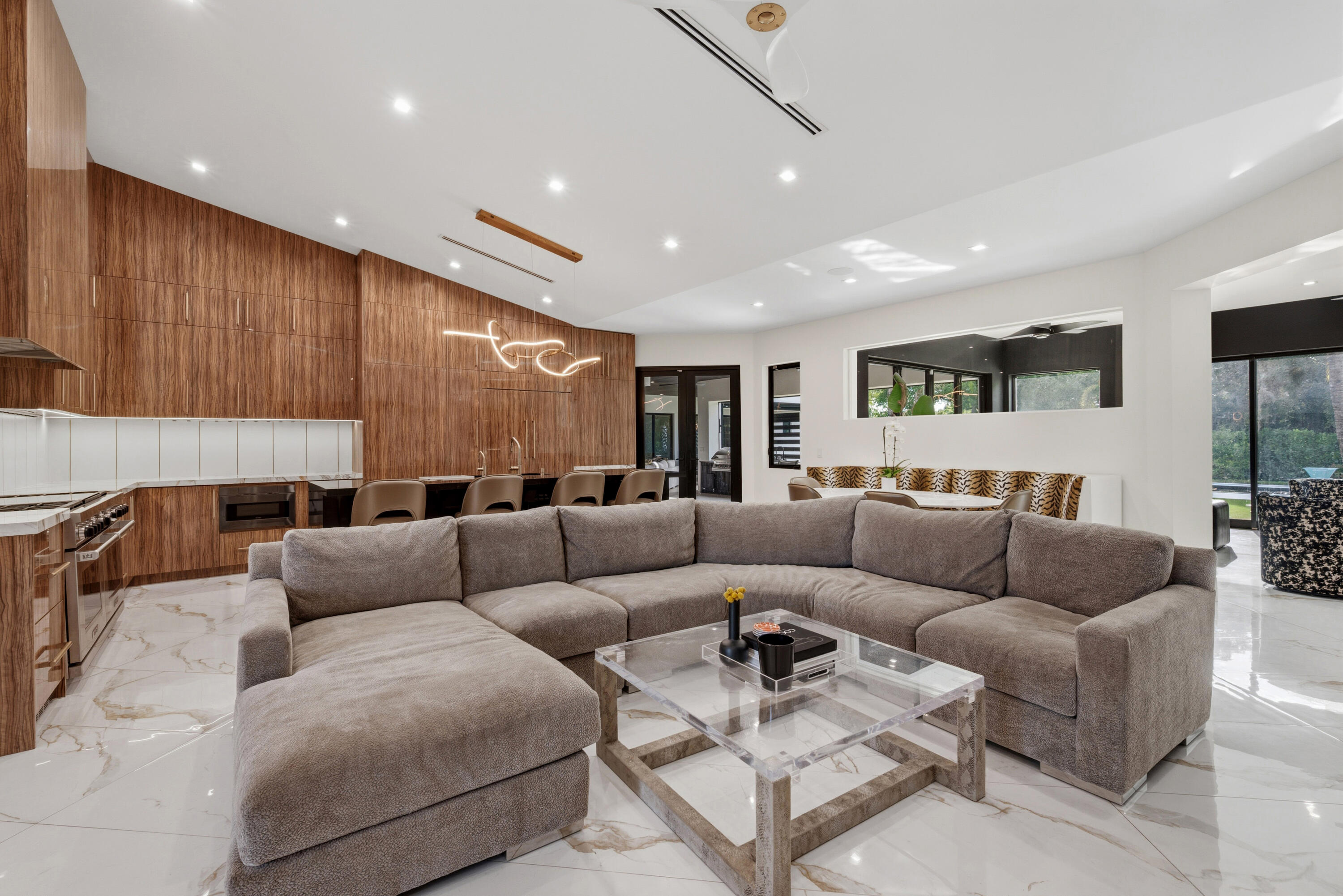 FIELDBROOK - Residential