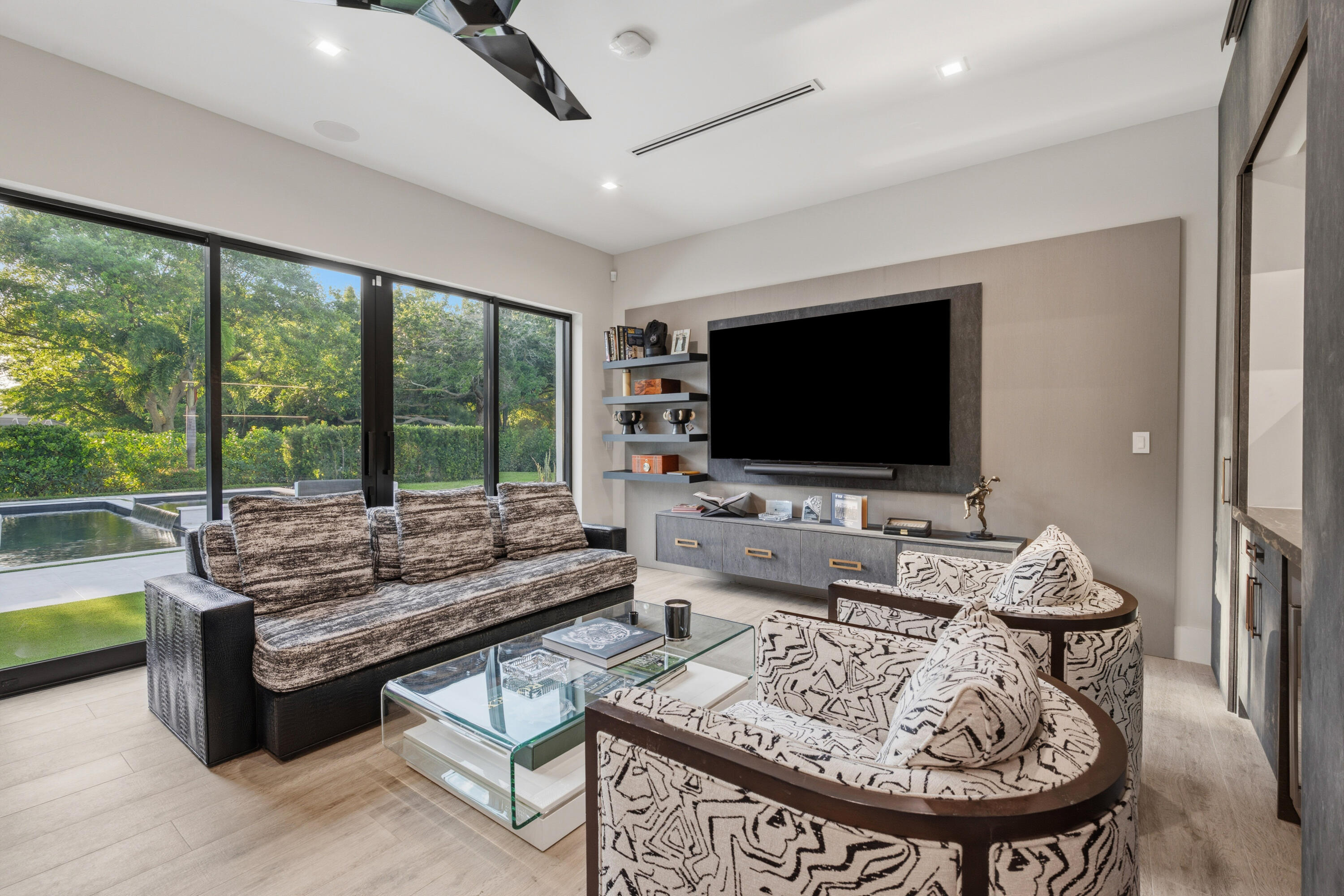 FIELDBROOK - Residential