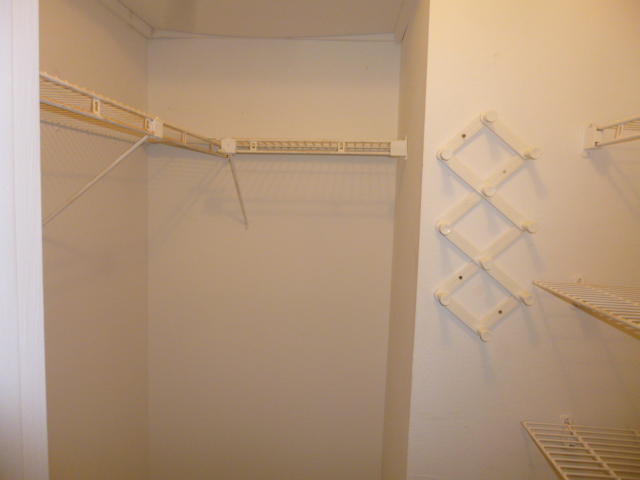 VILLAGE ROYALE FOREST GREEN CONDO - Residential