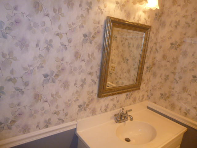 VILLAGE ROYALE FOREST GREEN CONDO - Residential