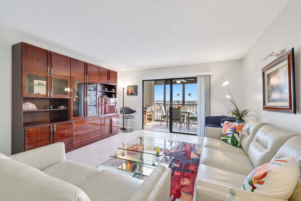 Photo of 7260 Kinghurst Drive #805, Delray Beach, FL 33446 (MLS # R10867246)