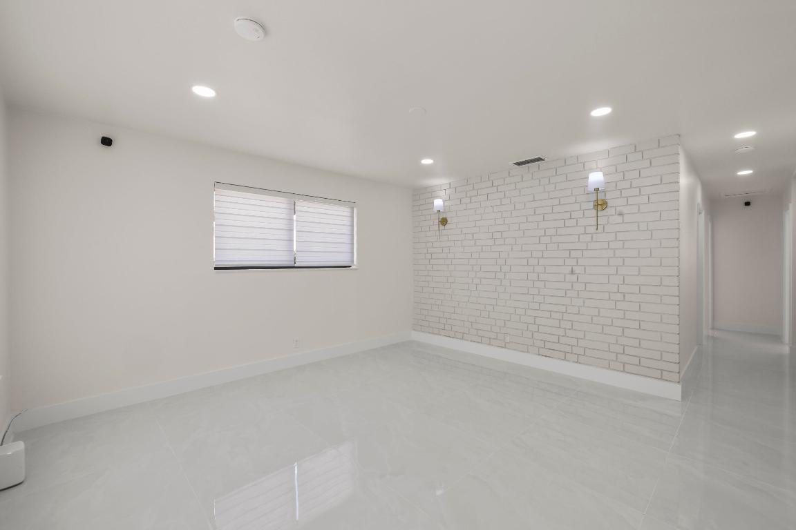 HIGHVIEW PARK - Residential