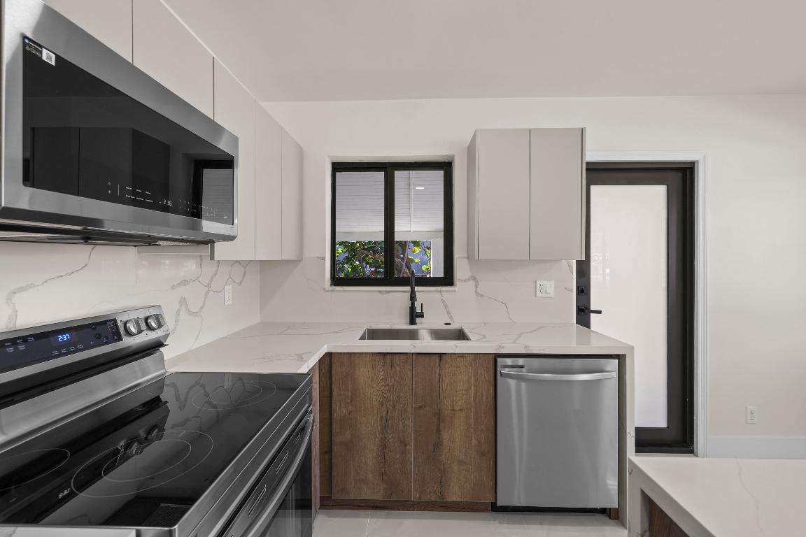 HIGHVIEW PARK - Residential