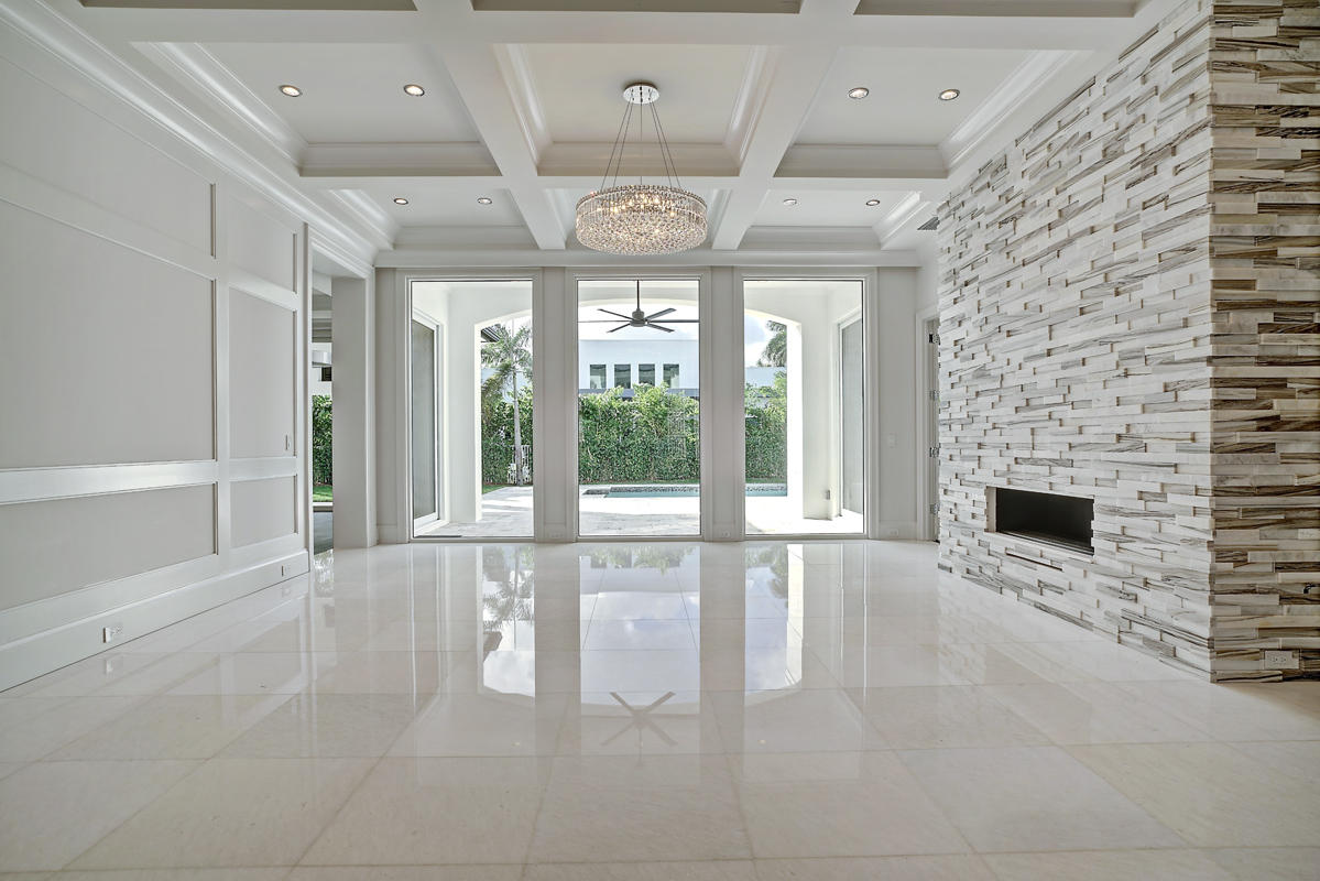 Royal Palm Yacht & Country Club - Residential