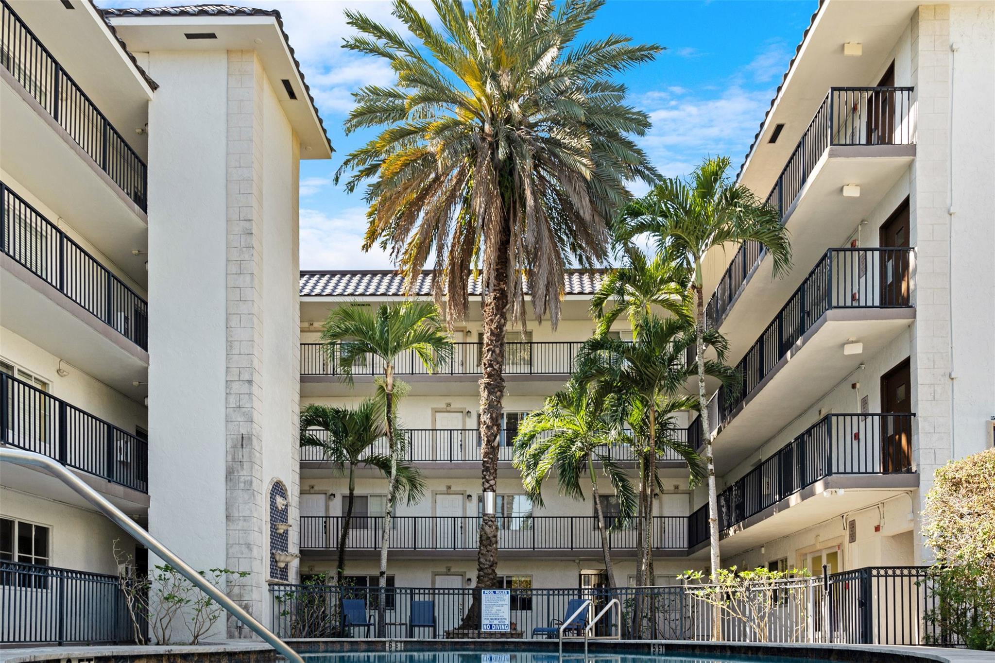 Gulfstream Condos Las Ola - Residential