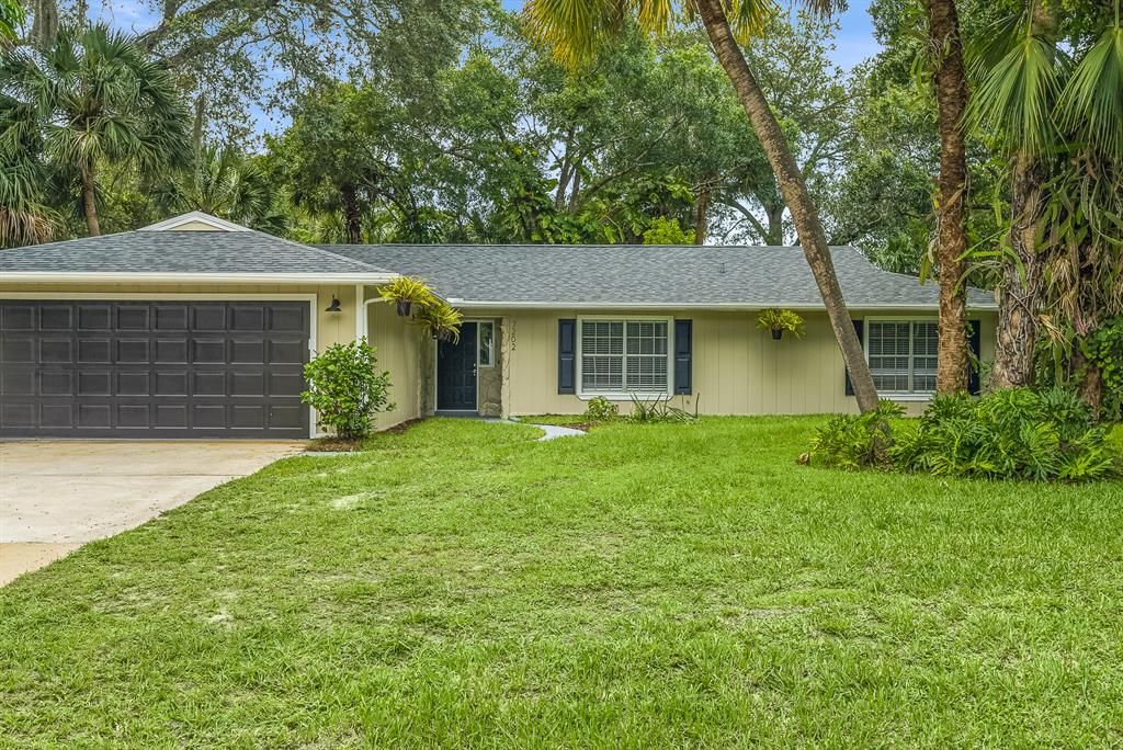Photo of 7202 Arthurs Road Rd, Fort Pierce, FL 34951 (MLS # R10814436)
