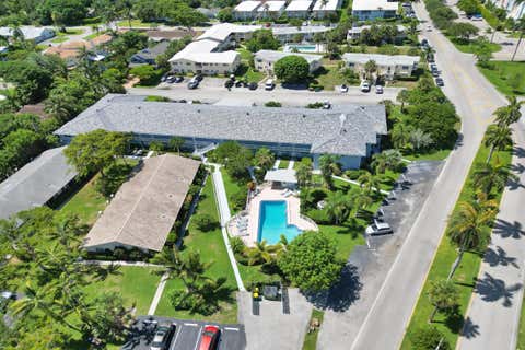 Tiny photo for 2734 NE 27th Court #17, Lighthouse Point, FL 33064 (MLS # B26047366)