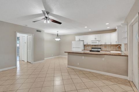 Tiny photo for 2734 NE 27th Court #17, Lighthouse Point, FL 33064 (MLS # B26047366)