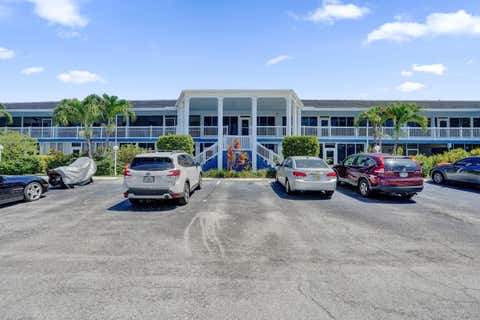 Tiny photo for 2734 NE 27th Court #17, Lighthouse Point, FL 33064 (MLS # B26047366)