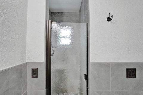 Tiny photo for 2734 NE 27th Court #17, Lighthouse Point, FL 33064 (MLS # B26047366)