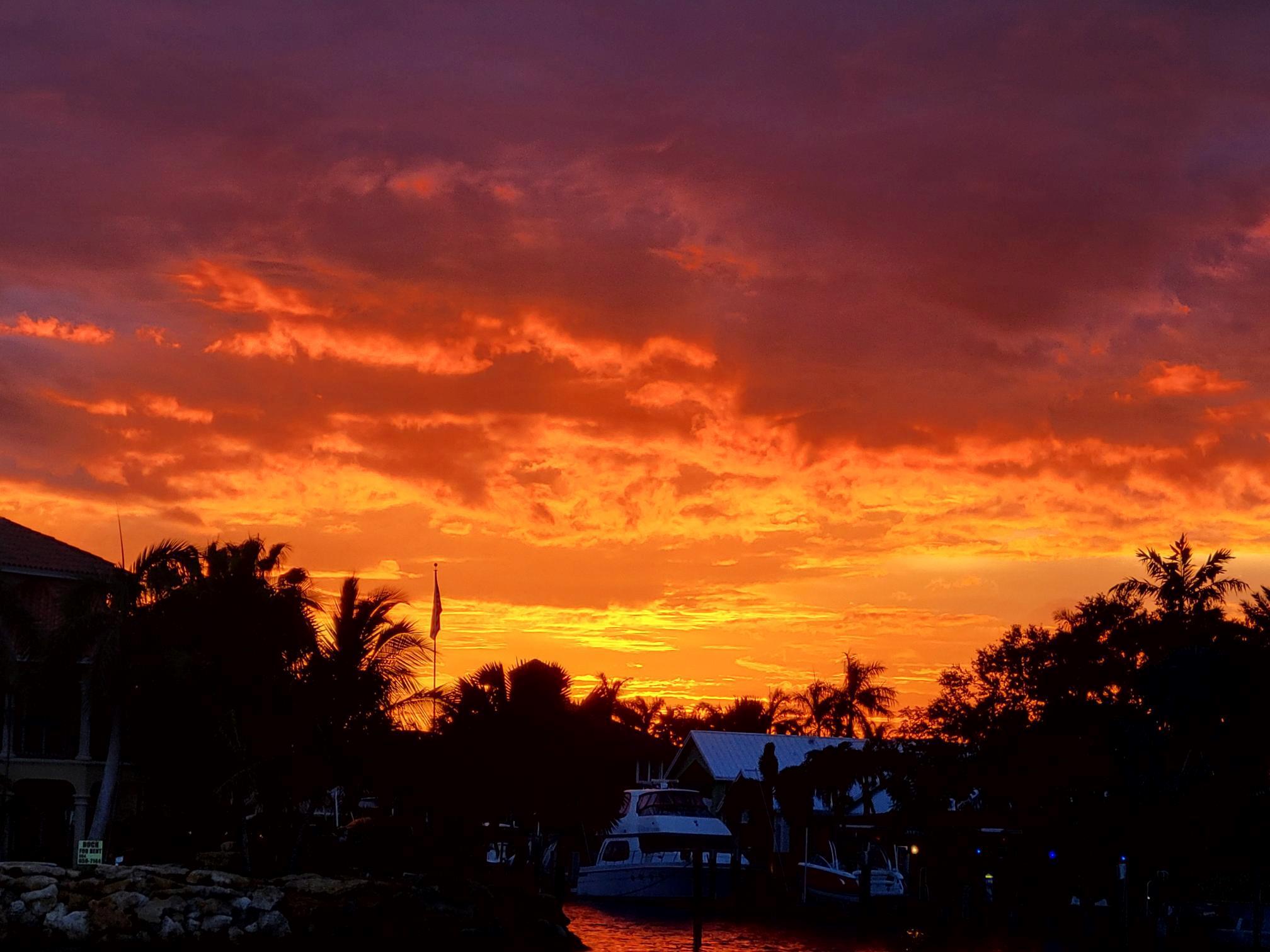 HILLSBORO SHORES SEC - Residential