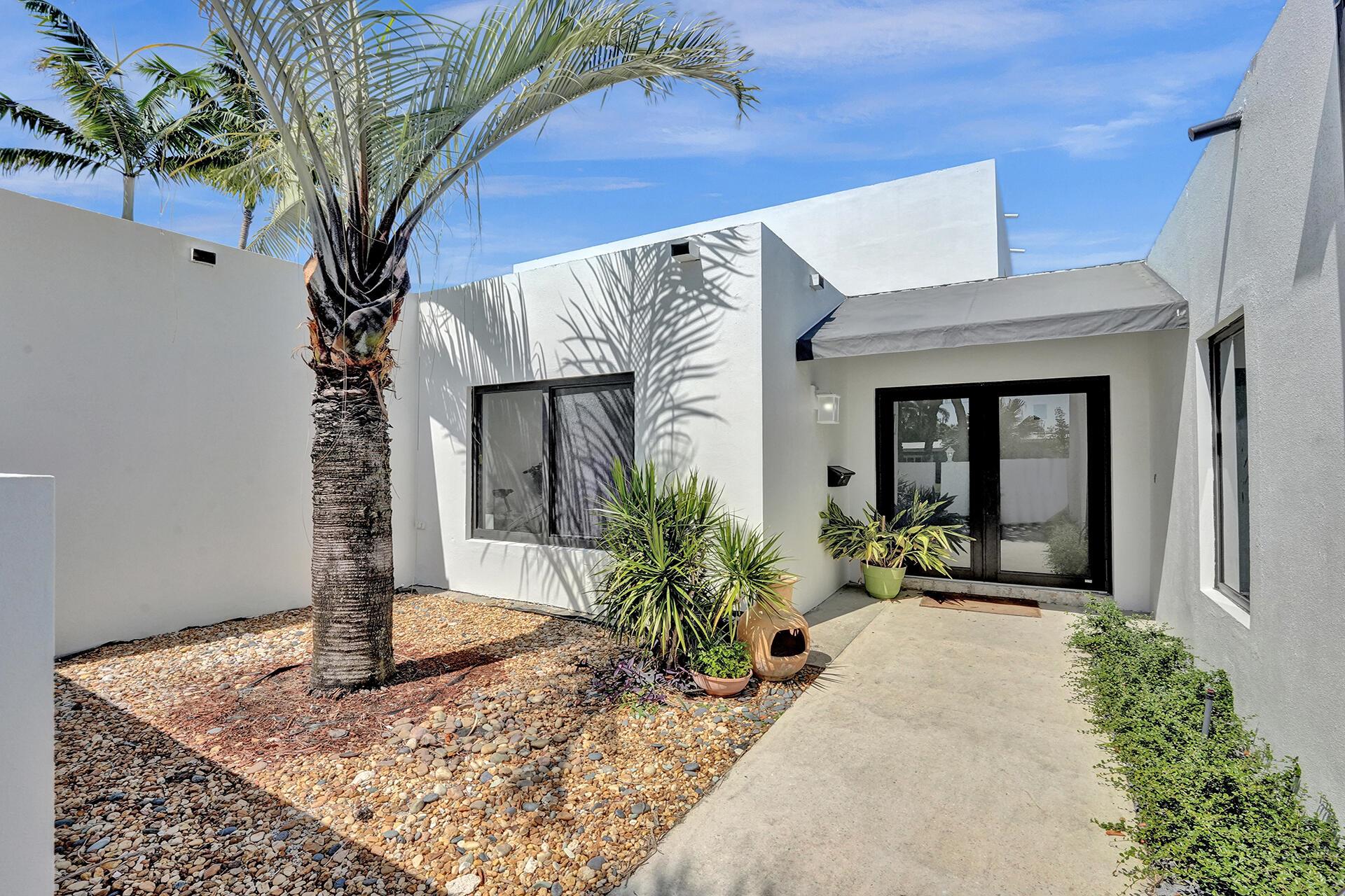 HILLSBORO SHORES SEC - Residential