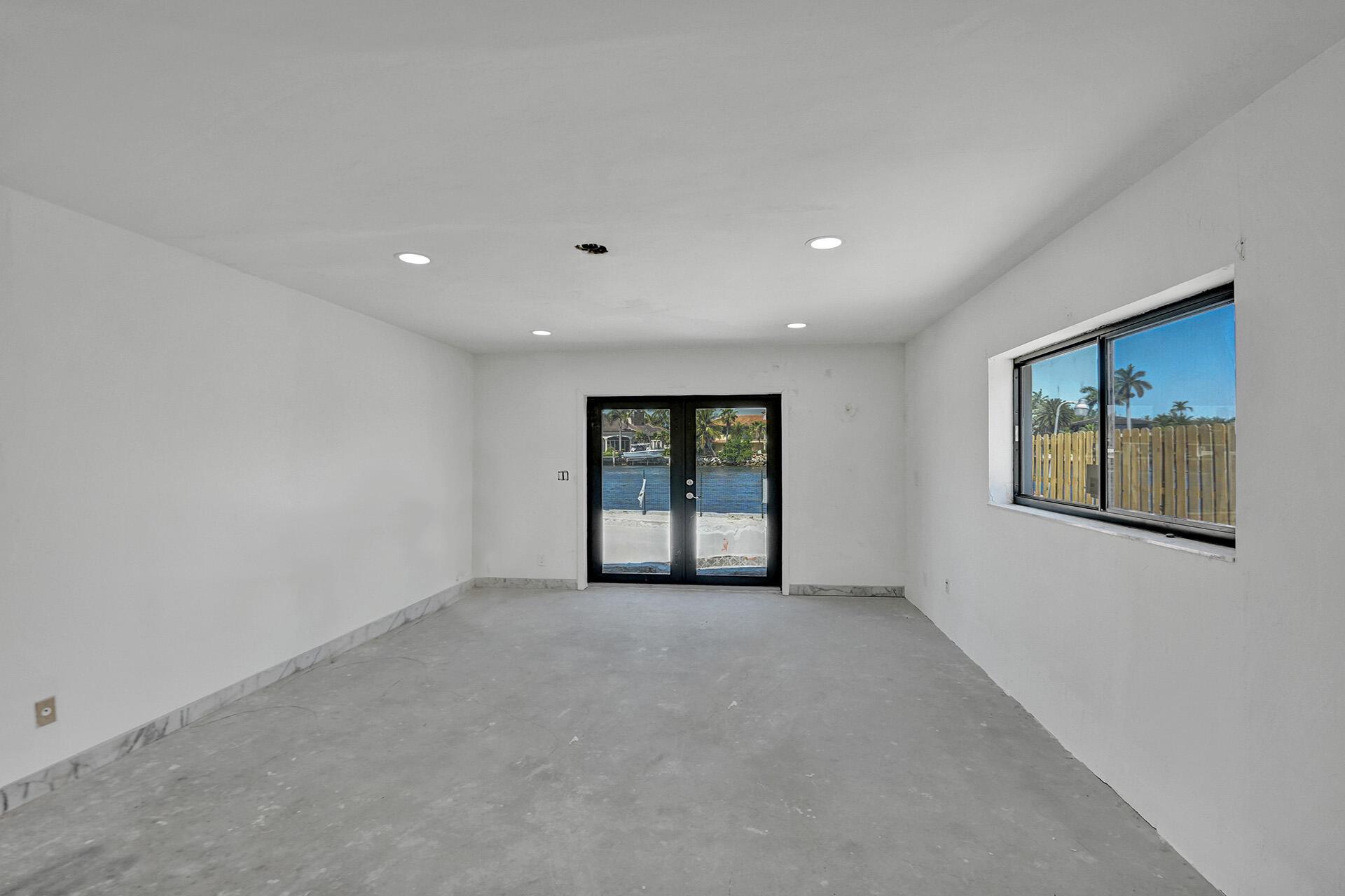 HILLSBORO SHORES SEC - Residential