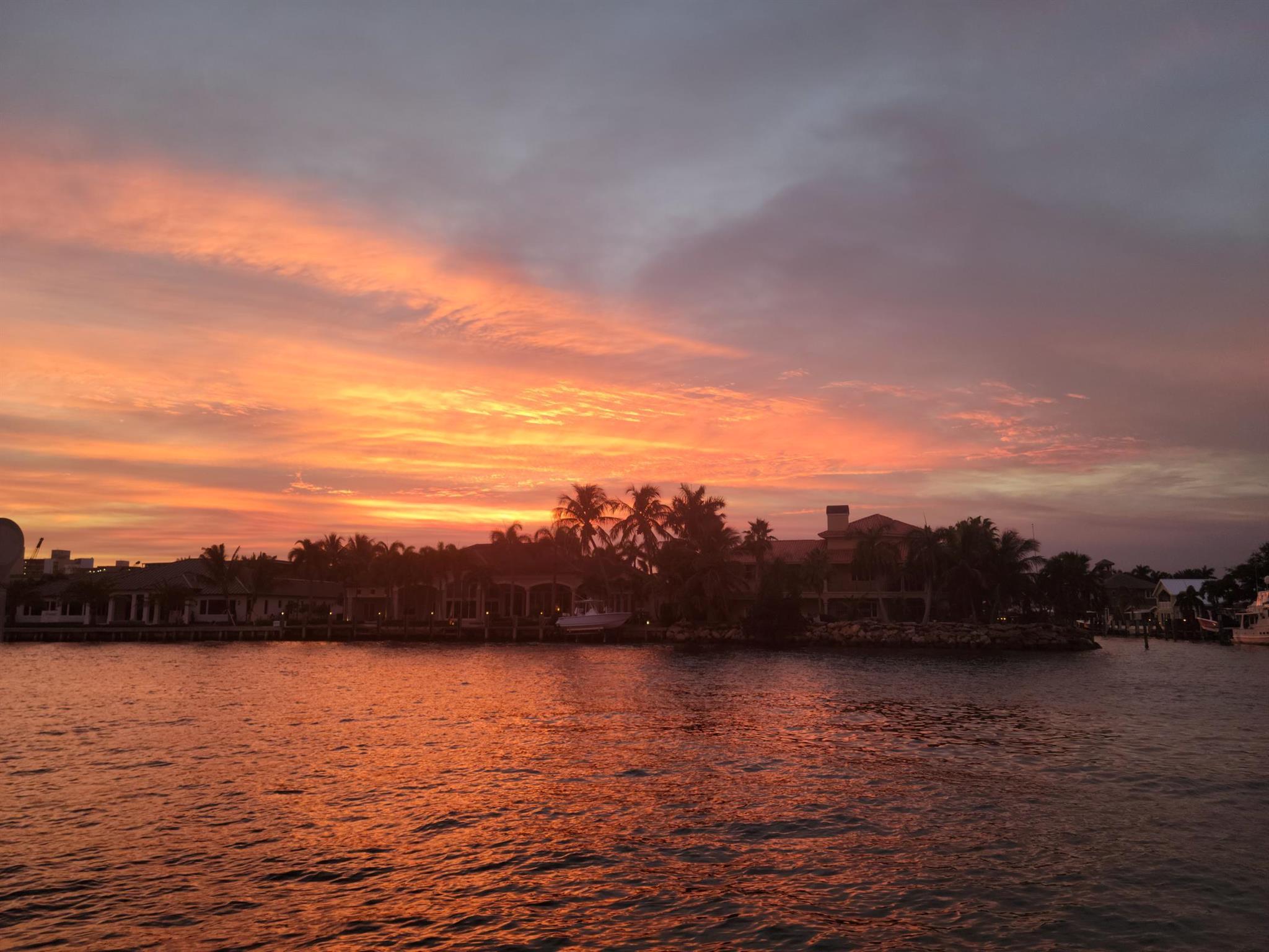 HILLSBORO SHORES SEC - Residential