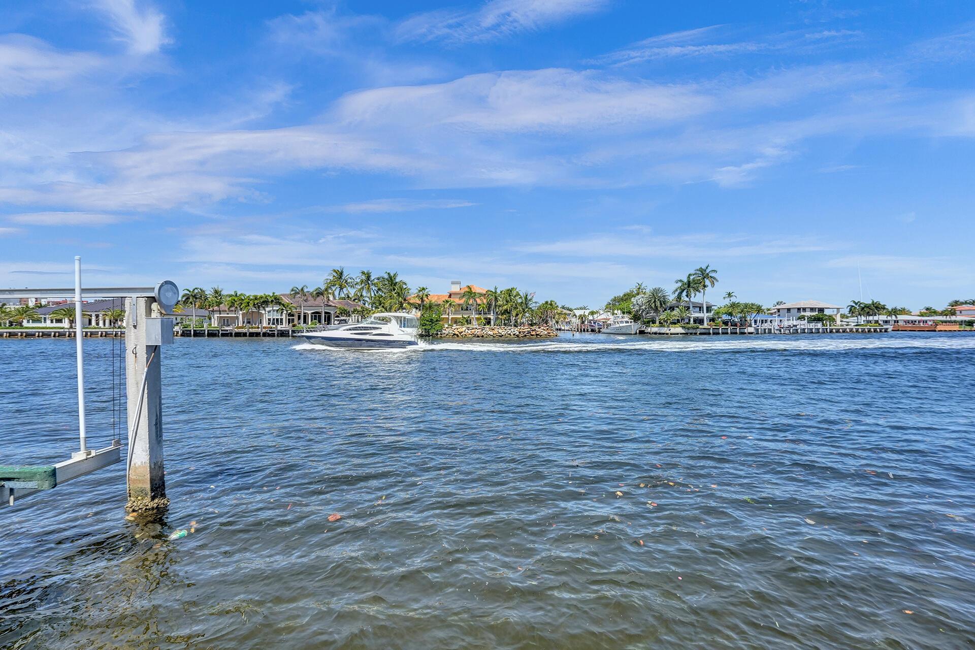 HILLSBORO SHORES SEC - Residential