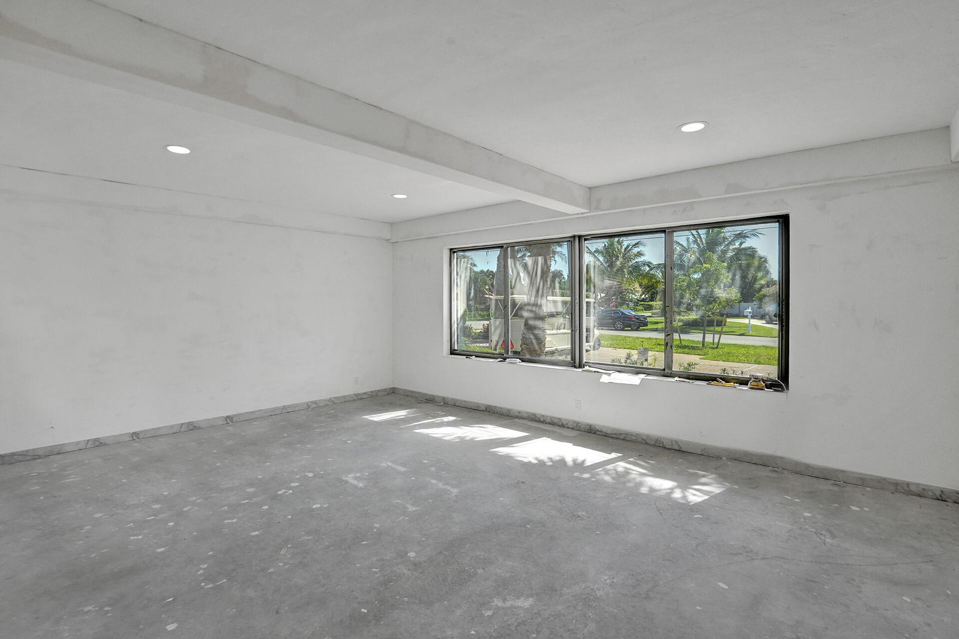 HILLSBORO SHORES SEC - Residential