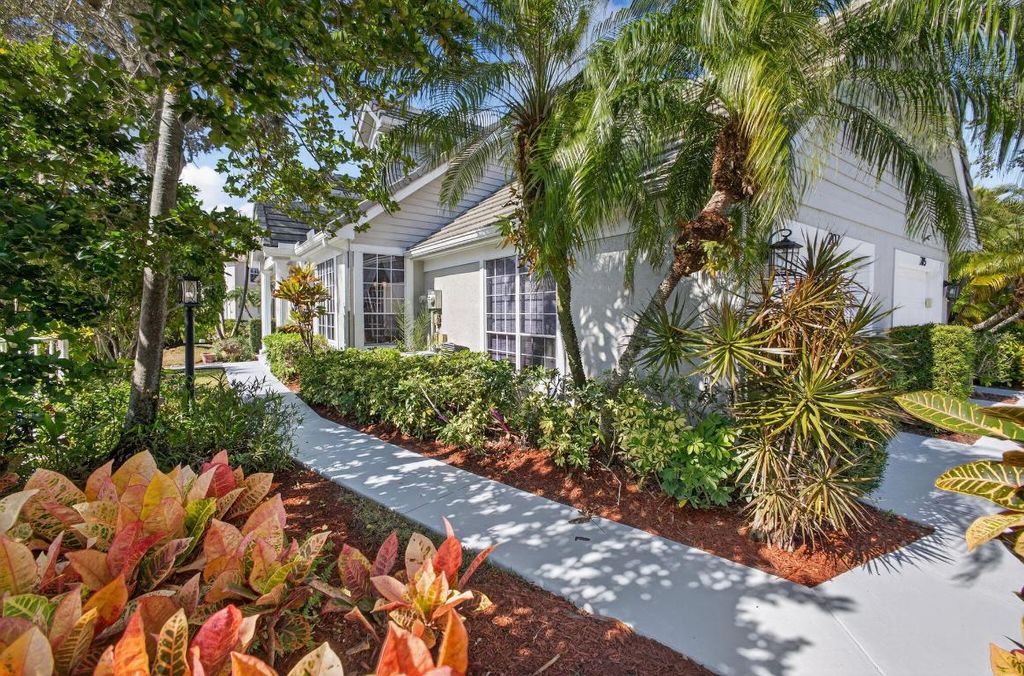 Photo of 207 Woodsmuir Court, Palm Beach Gardens, FL 33418 (MLS # R11143623)