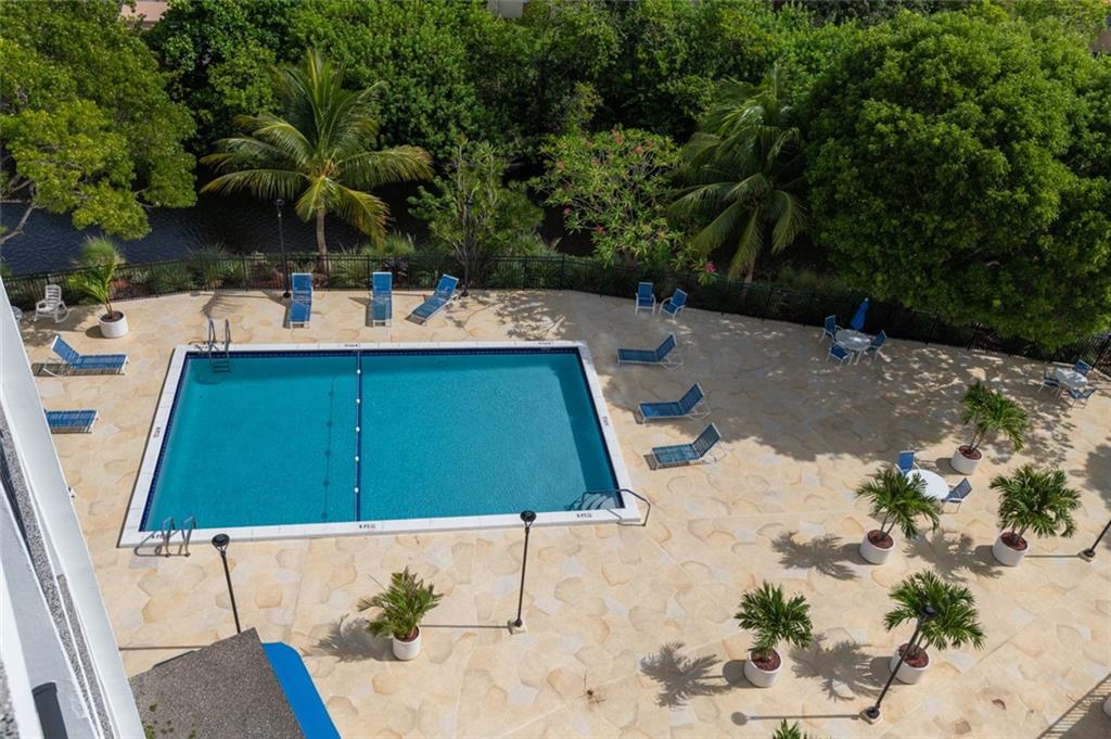 Drake Tower - Residential