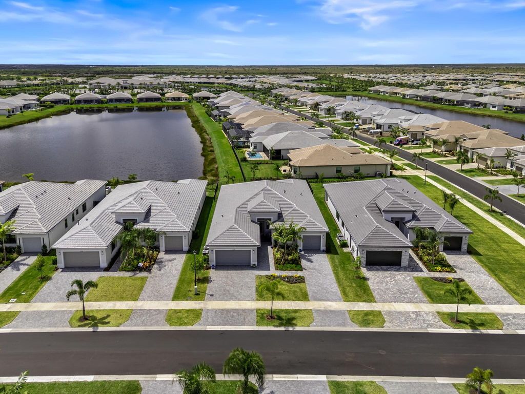 Photo of 11338 SW Sea Cove Lane, Port Saint Lucie, FL 34987 (MLS # R11090305)