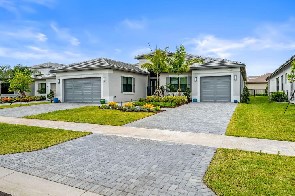 Photo of 11338 SW Sea Cove Lane, Port Saint Lucie, FL 34987 (MLS # R11090305)