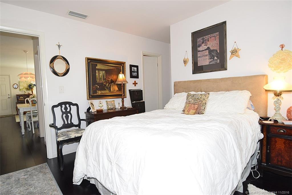 2929 SE Ocean Boulevard L8