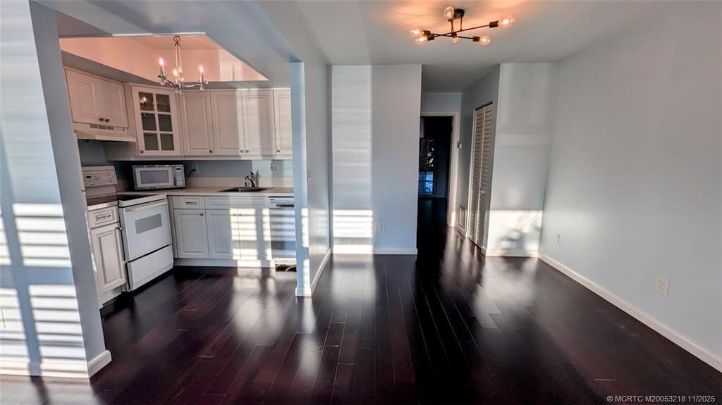 CEDAR POINTE CONDO - Residential