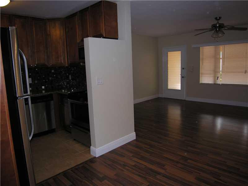 LAS OLAS PARK CORR PLAT - Residential Lease