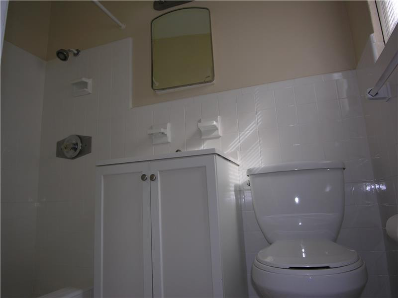 LAS OLAS PARK CORR PLAT - Residential Lease