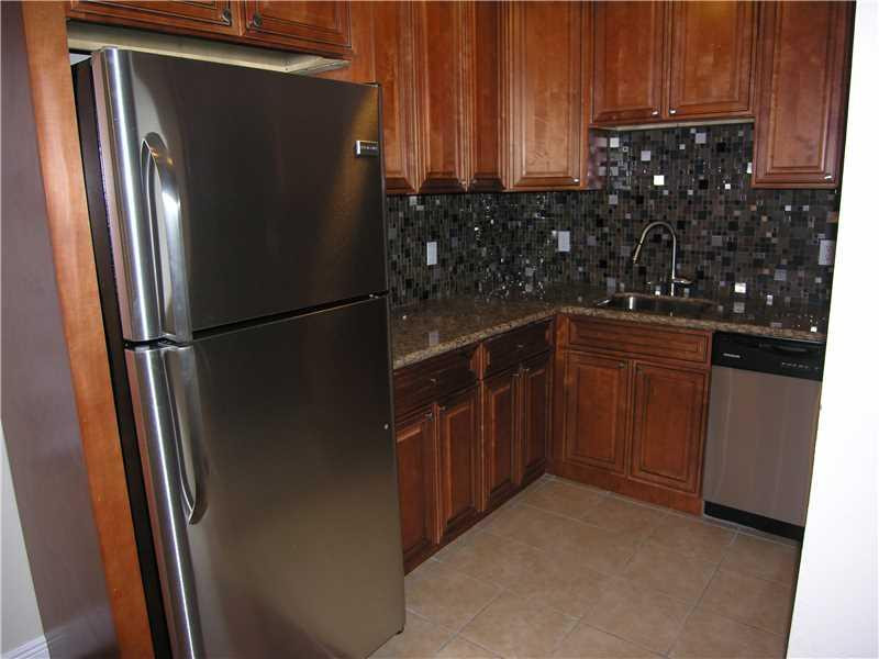 LAS OLAS PARK CORR PLAT - Residential Lease