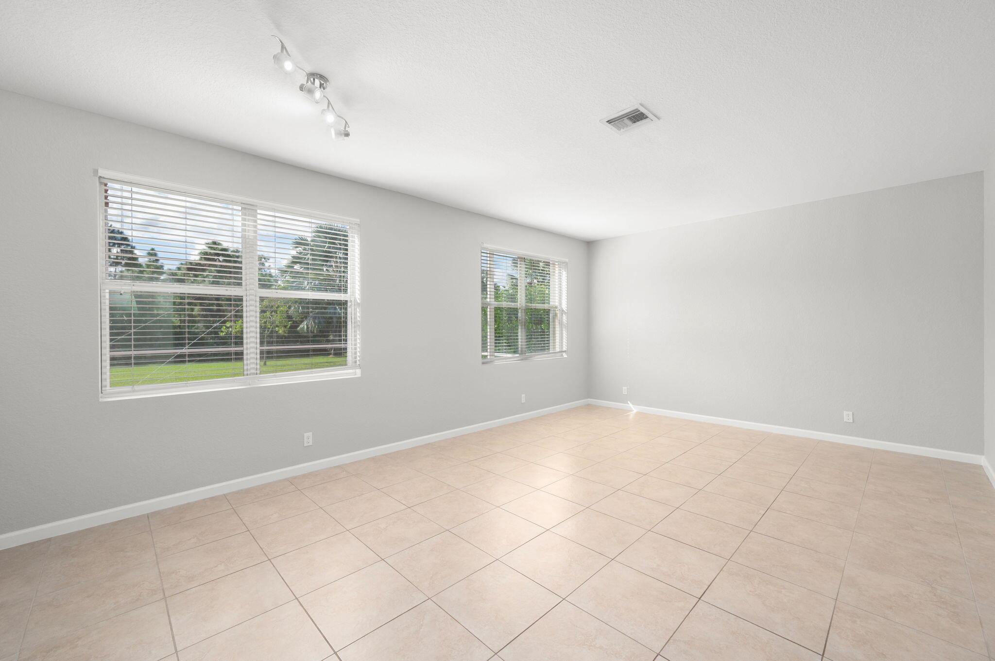 HIGHLANDS RESERVE - Residential