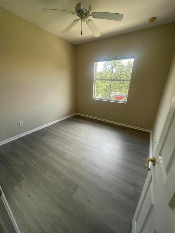 LINKS AT EMERALD DUNES CONDO - Residential Lease