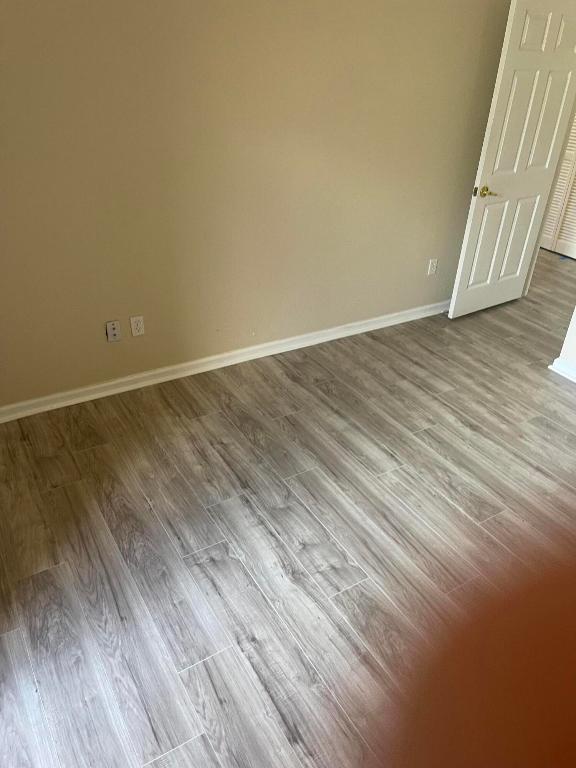 LINKS AT EMERALD DUNES CONDO - Residential Lease