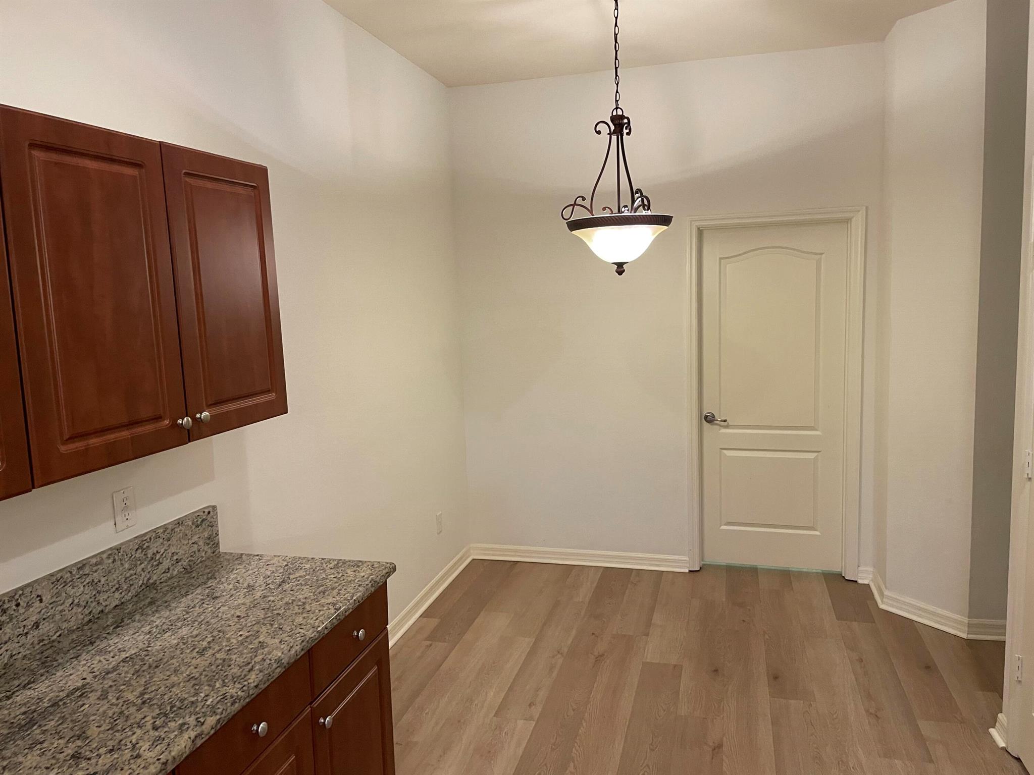 229 SW Otter Run Place
