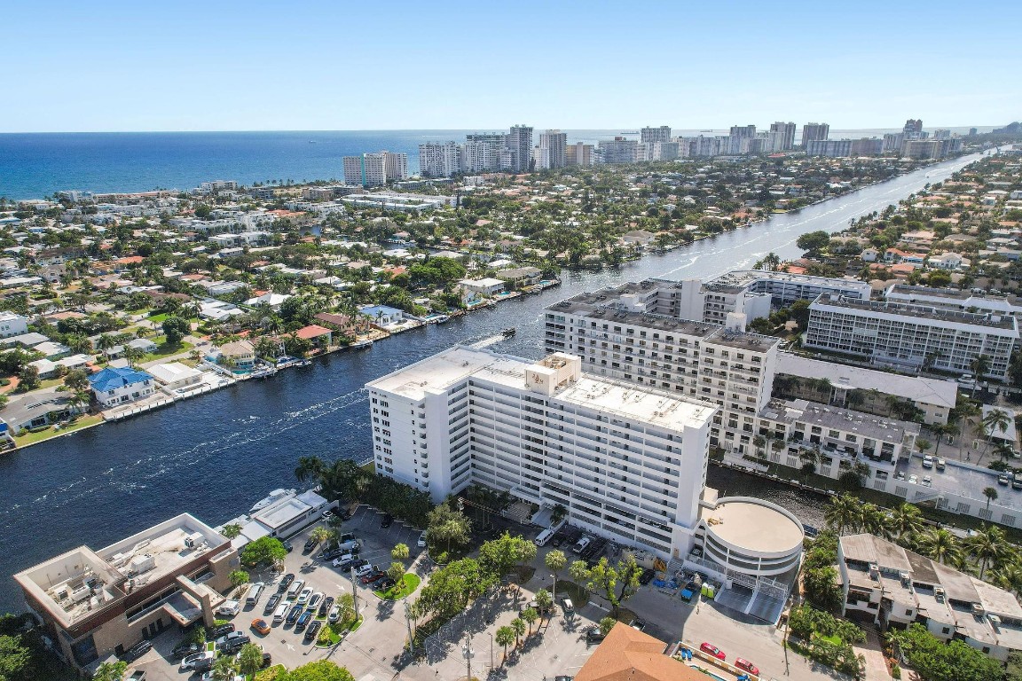 3100 NE 49th Street 1106