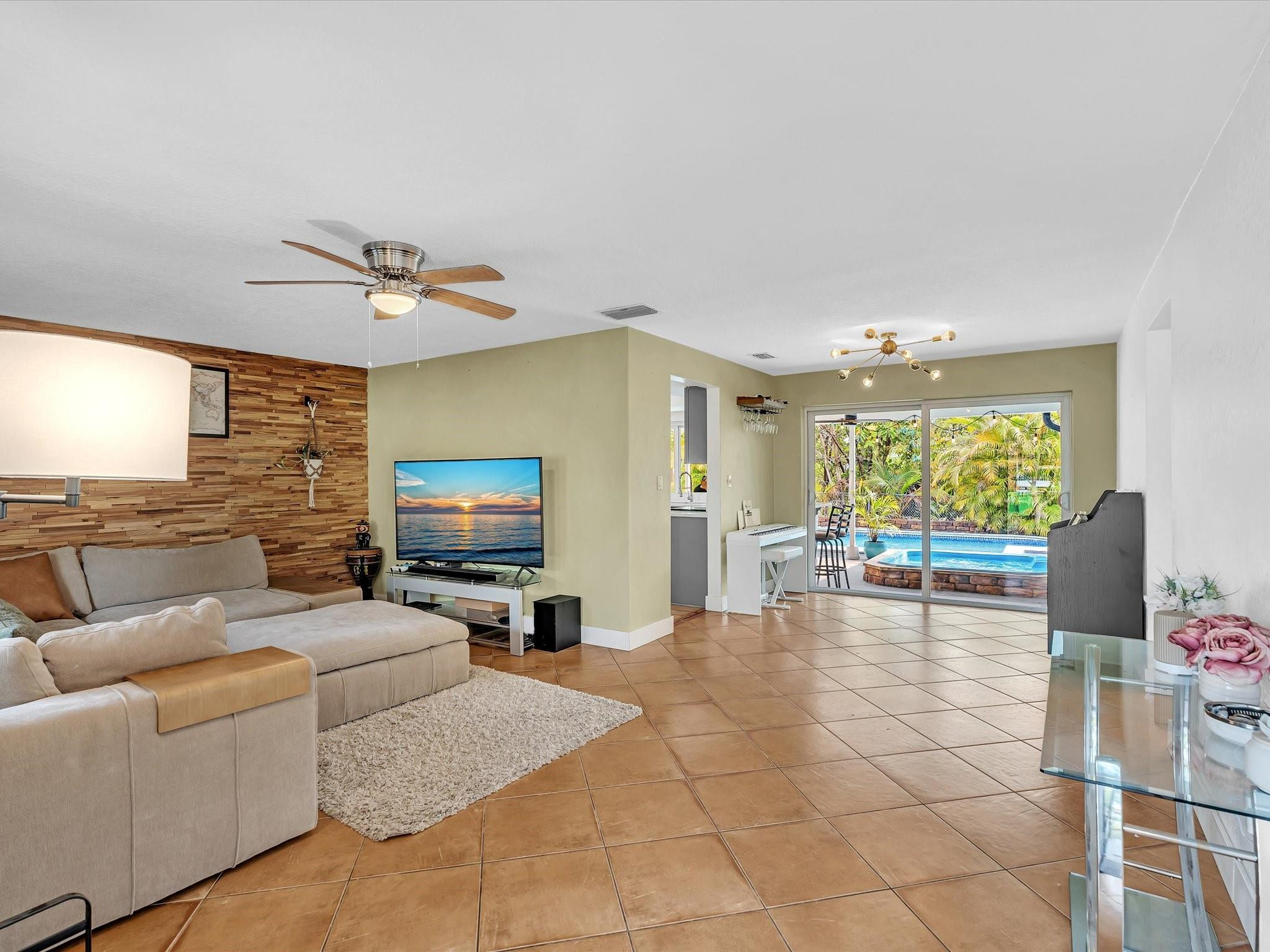 Sunrise Golf Village Firs - Residential