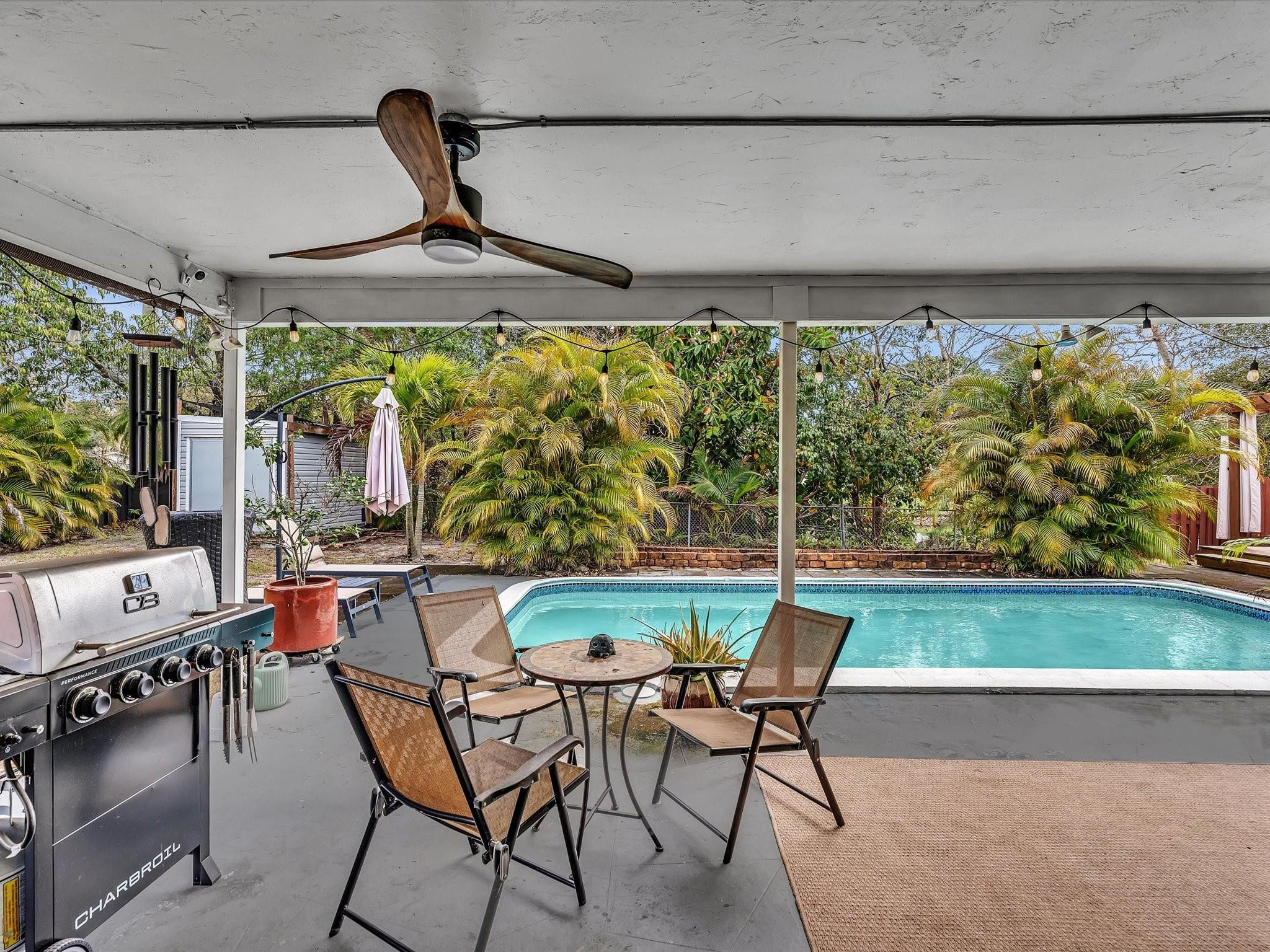 Sunrise Golf Village Firs - Residential