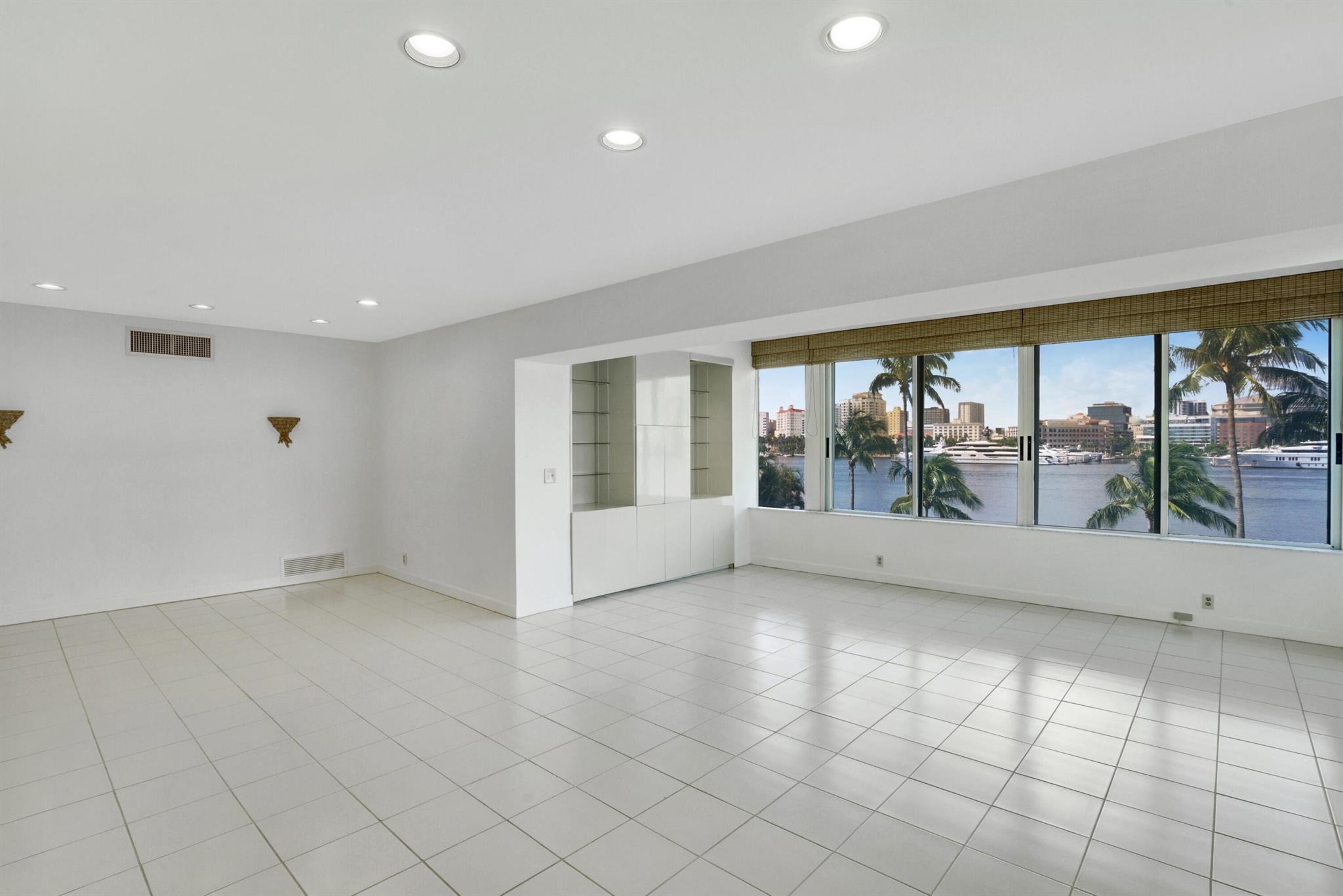 PALM BEACH TOWERS CONDO - Residential