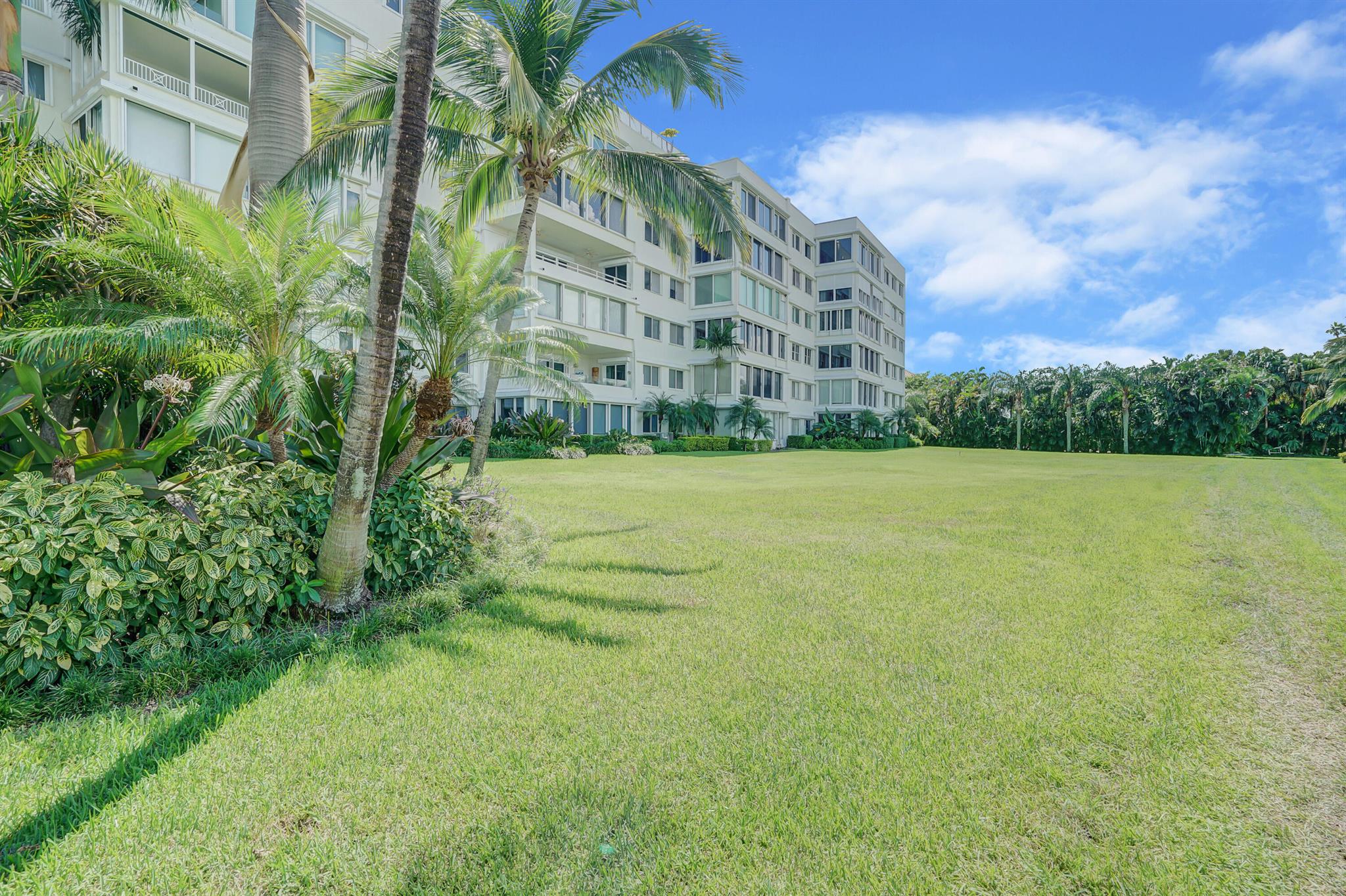 PALM BEACH TOWERS CONDO - Residential