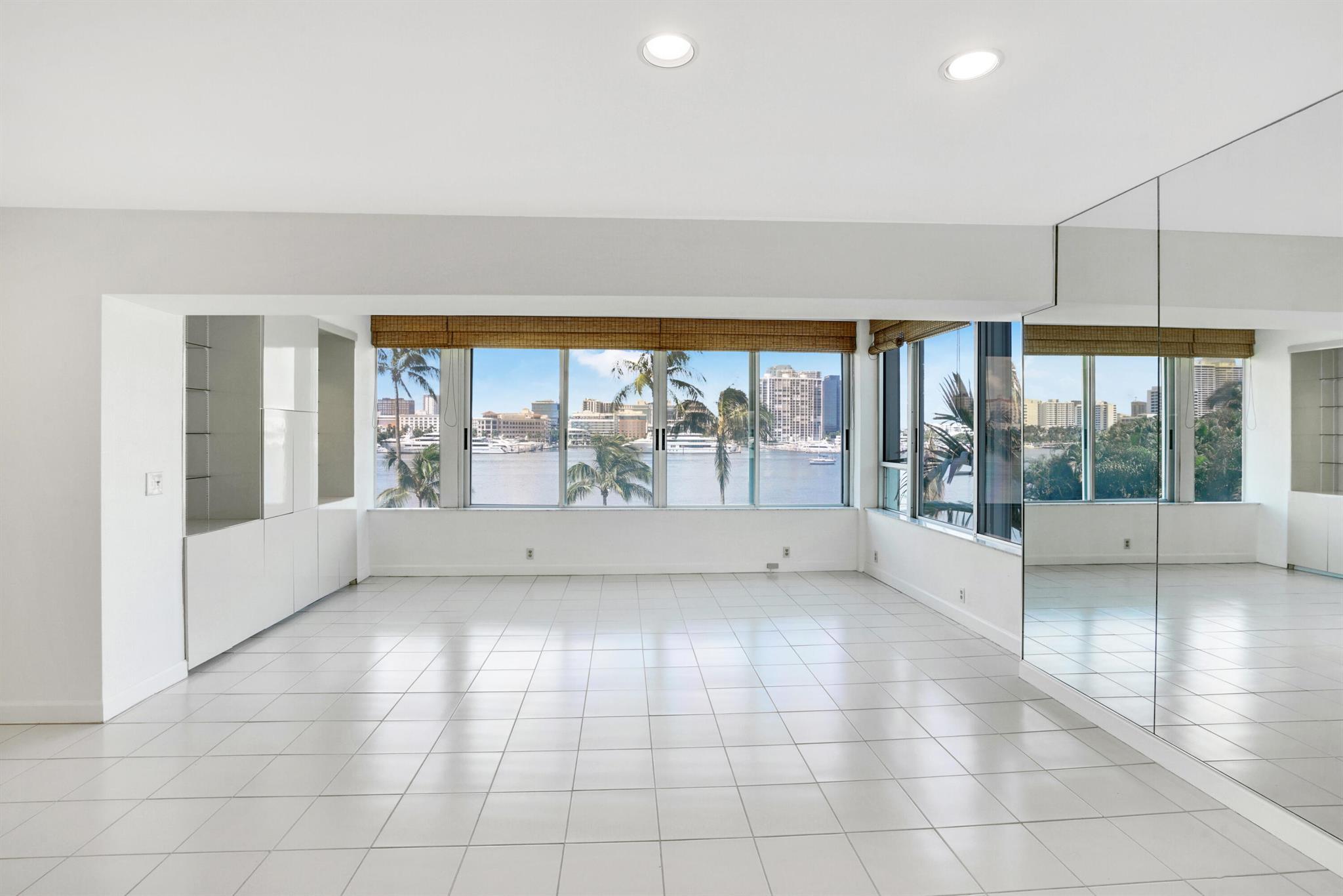 PALM BEACH TOWERS CONDO - Residential