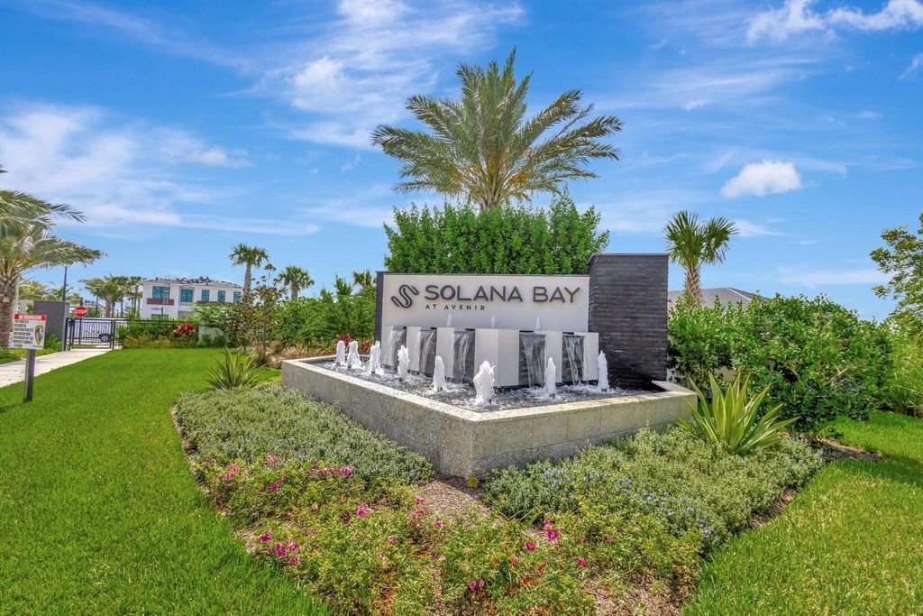 Photo of 12574 Solana Bay Circle, Palm Beach Gardens, FL 33412 (MLS # R11021525)