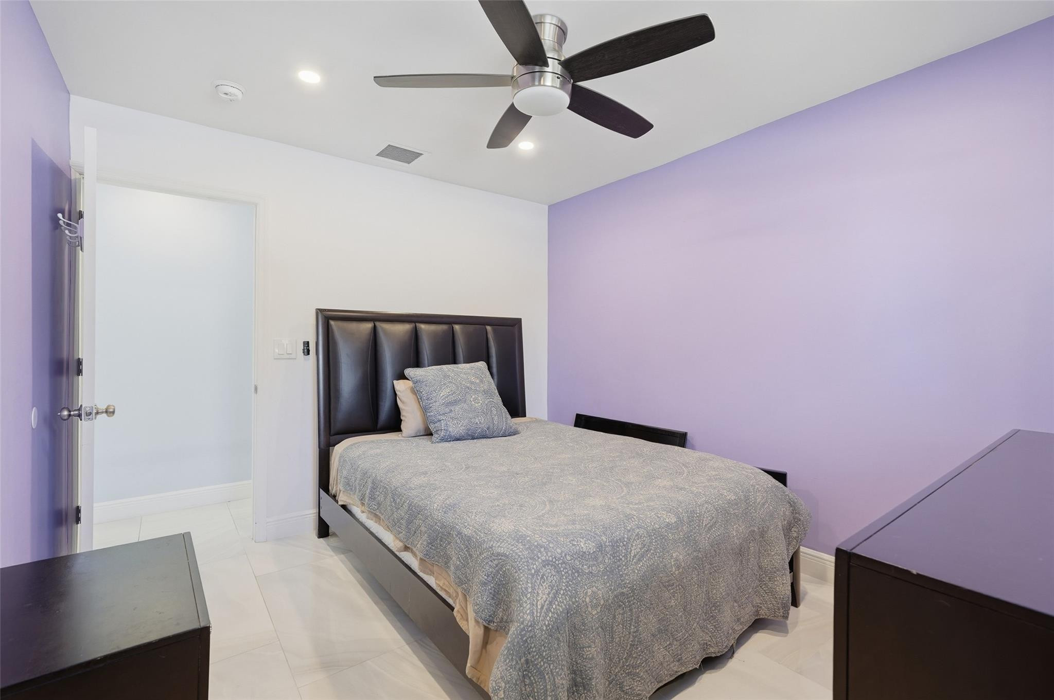 OAKLAND PARK SECOND ADD - Residential