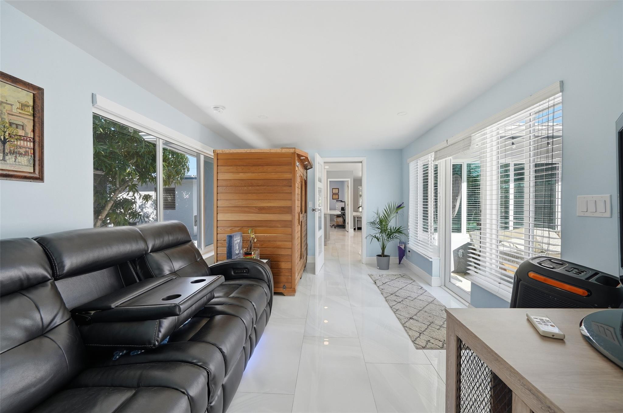 OAKLAND PARK SECOND ADD - Residential